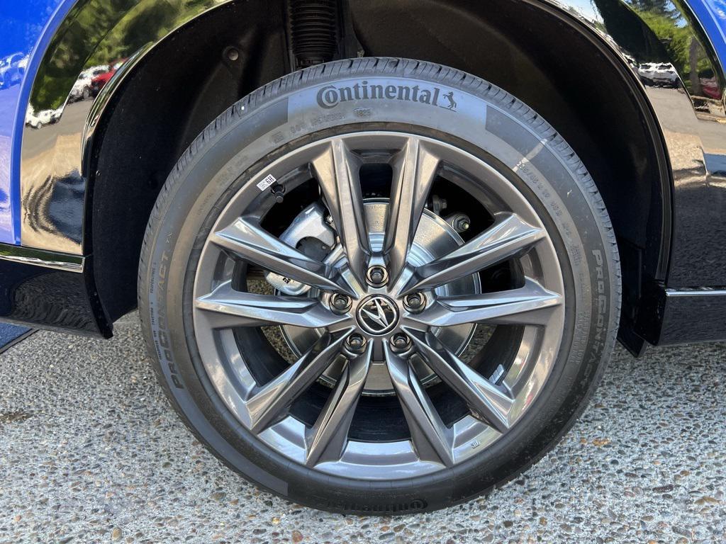 new 2025 Acura ADX car, priced at $41,350