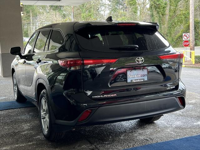 used 2023 Toyota Highlander car, priced at $32,995