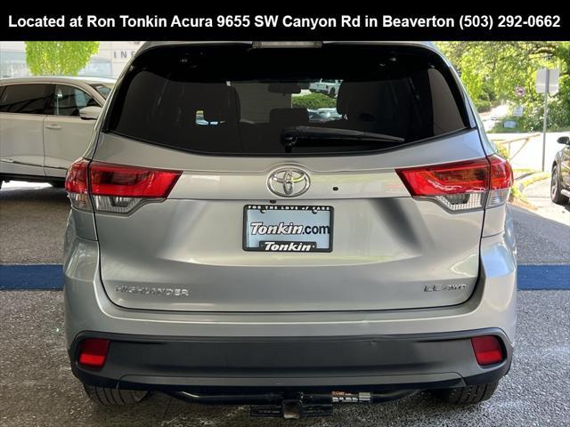 used 2019 Toyota Highlander car, priced at $25,995