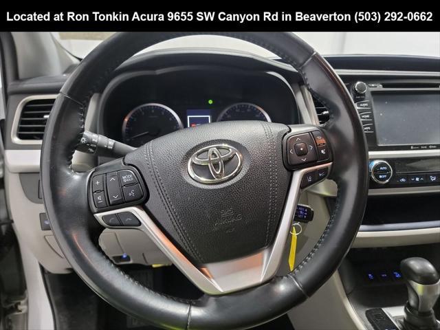 used 2019 Toyota Highlander car, priced at $25,995