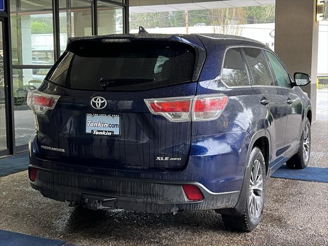 used 2016 Toyota Highlander car, priced at $18,995