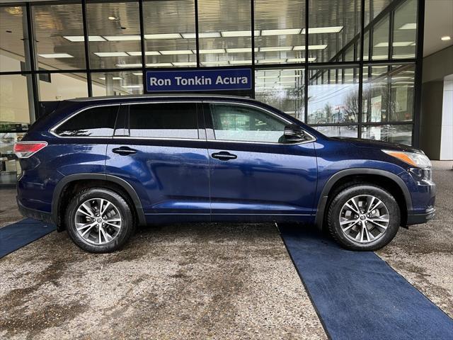 used 2016 Toyota Highlander car, priced at $18,995