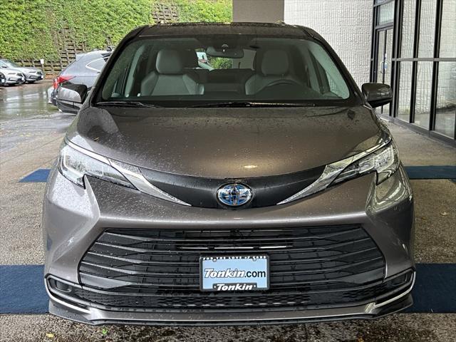 used 2021 Toyota Sienna car, priced at $41,995