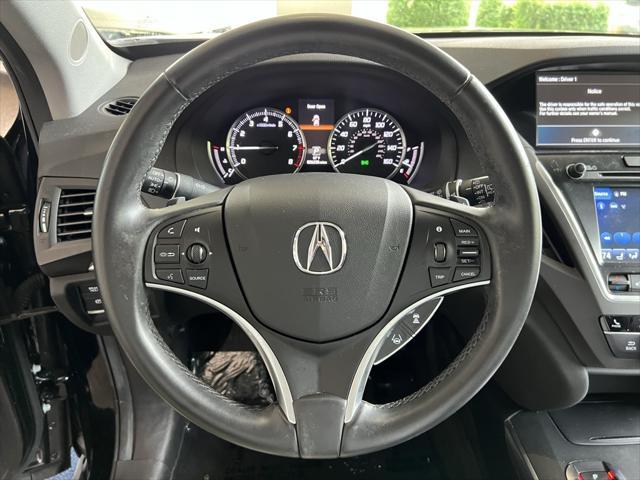 used 2020 Acura MDX car, priced at $31,495