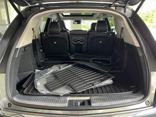 new 2025 Acura MDX car, priced at $68,250