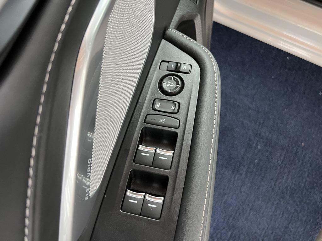 used 2023 Acura RDX car, priced at $37,495