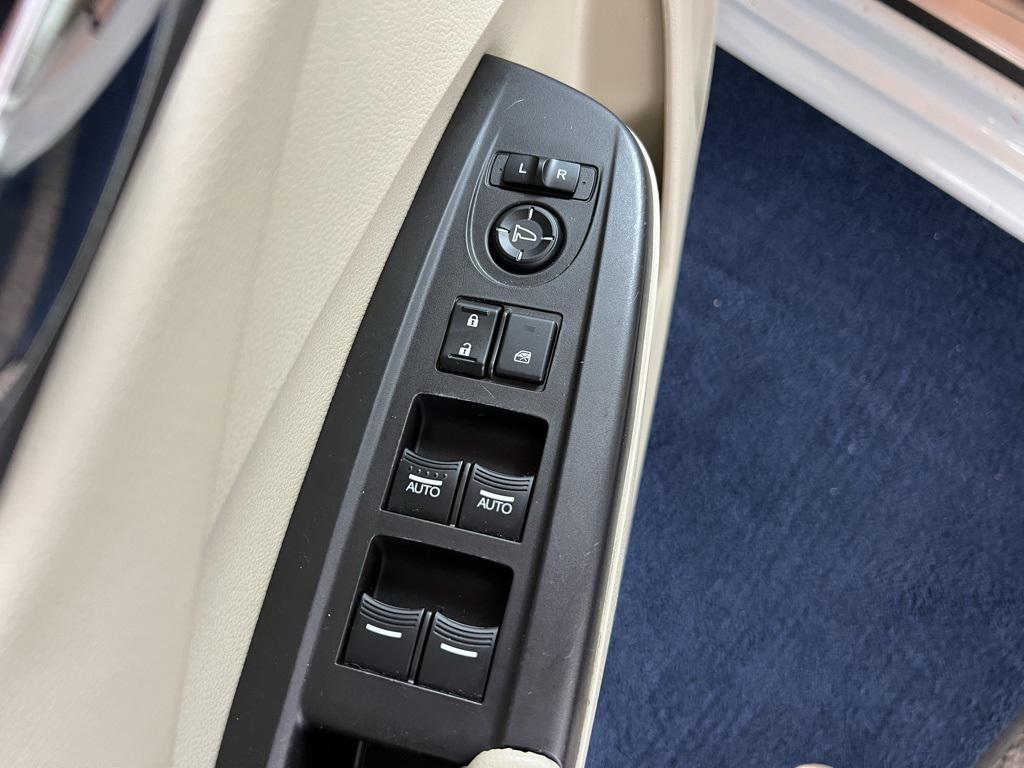 used 2016 Acura RDX car, priced at $19,995