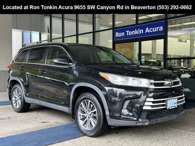 used 2019 Toyota Highlander car, priced at $25,495