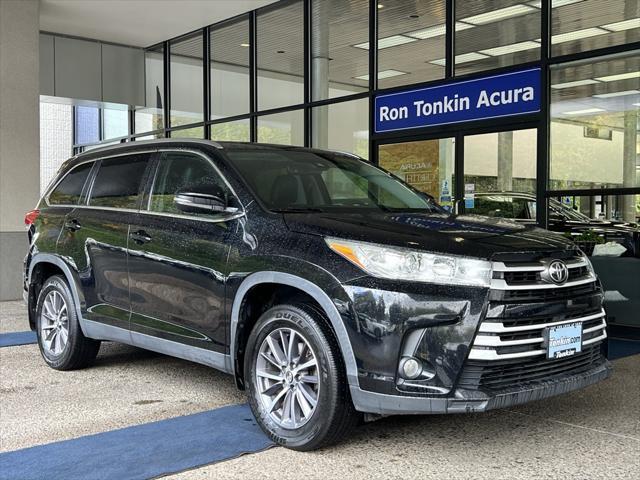 used 2019 Toyota Highlander car, priced at $25,495