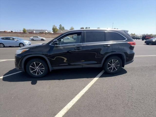 used 2019 Toyota Highlander car, priced at $26,995