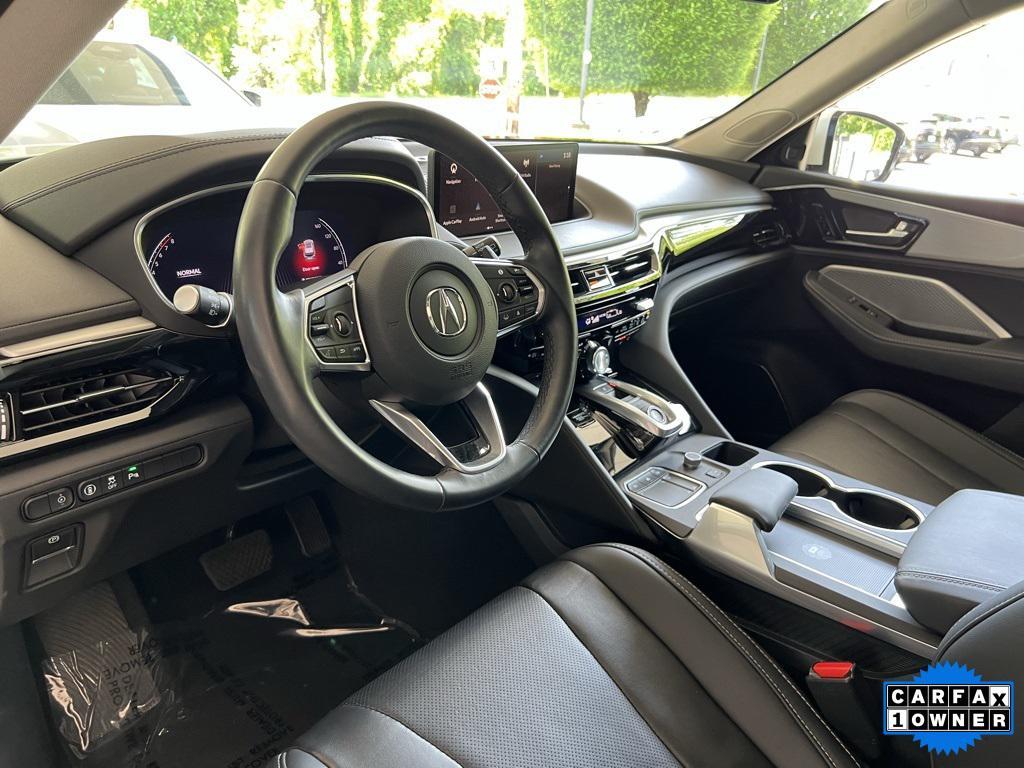 used 2023 Acura MDX car, priced at $43,995