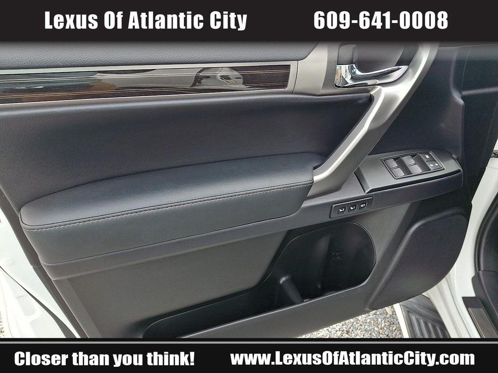 used 2023 Lexus GX 460 car, priced at $55,857