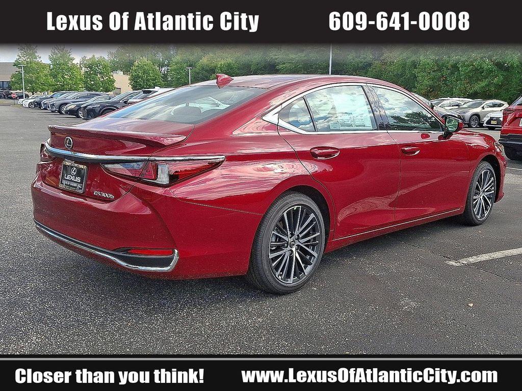 new 2025 Lexus ES 300h car, priced at $49,450