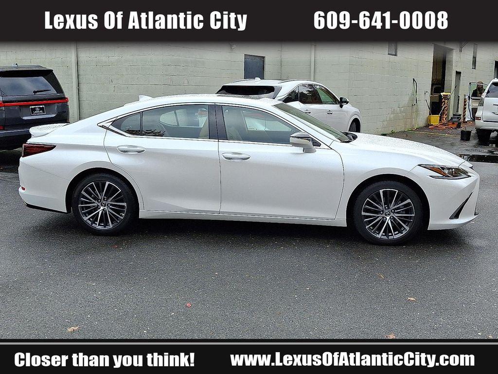 used 2025 Lexus ES 350 car, priced at $44,980