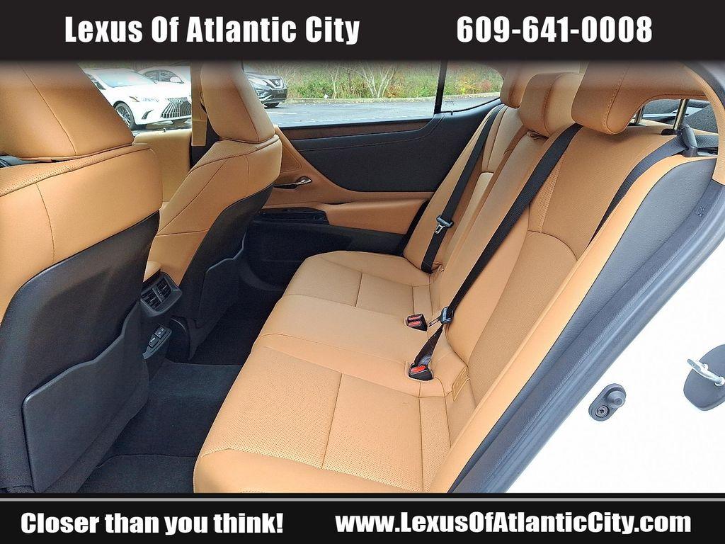 used 2025 Lexus ES 350 car, priced at $44,980