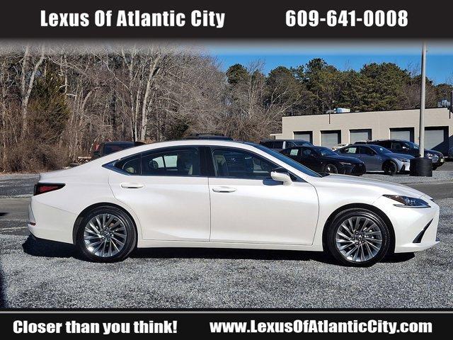 used 2019 Lexus ES 350 car, priced at $38,375