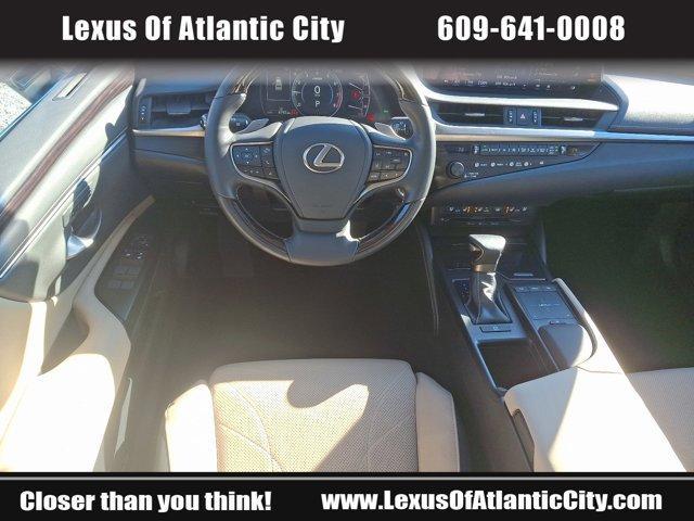 used 2019 Lexus ES 350 car, priced at $38,375