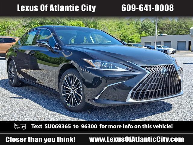 new 2025 Lexus ES 300h car, priced at $50,624