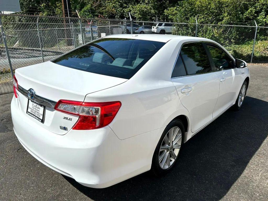 used 2014 Toyota Camry Hybrid car, priced at $14,995