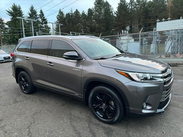 used 2017 Toyota Highlander Hybrid car, priced at $27,950