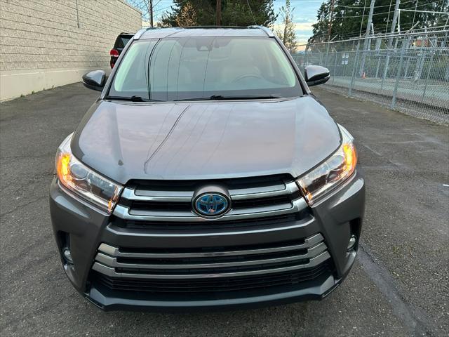 used 2017 Toyota Highlander Hybrid car, priced at $27,950