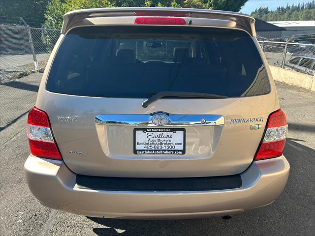 used 2006 Toyota Highlander Hybrid car, priced at $11,995