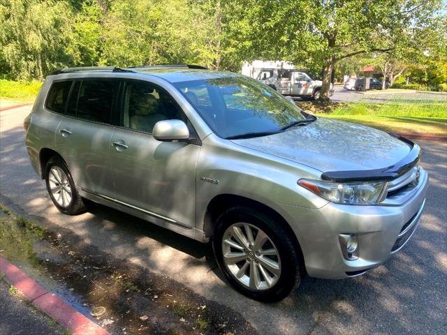 used 2012 Toyota Highlander Hybrid car, priced at $19,995