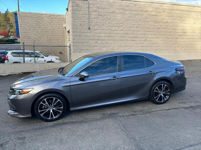 used 2018 Toyota Camry Hybrid car, priced at $23,995