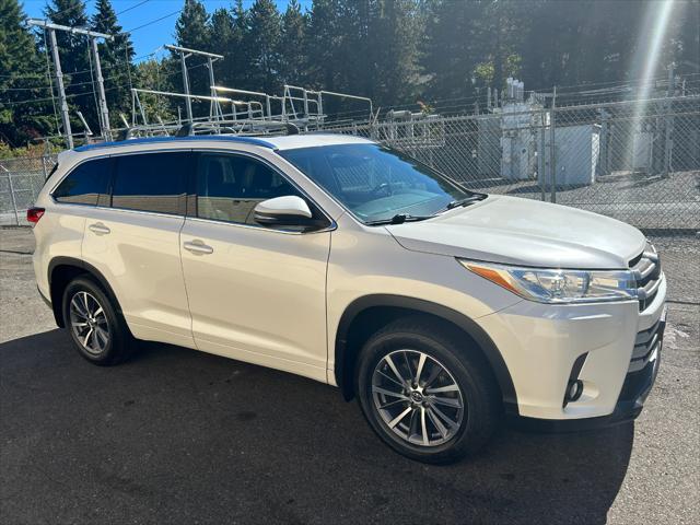 used 2018 Toyota Highlander car, priced at $27,995