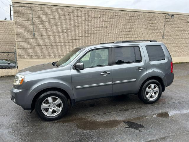 used 2009 Honda Pilot car, priced at $12,950