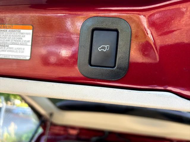 used 2015 Toyota Sienna car, priced at $24,950