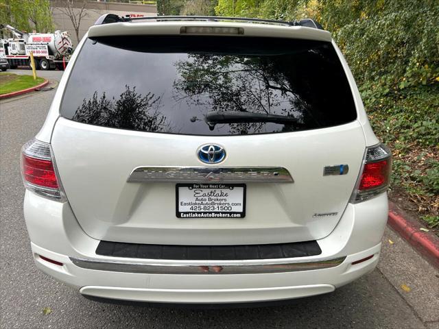 used 2013 Toyota Highlander Hybrid car, priced at $22,995