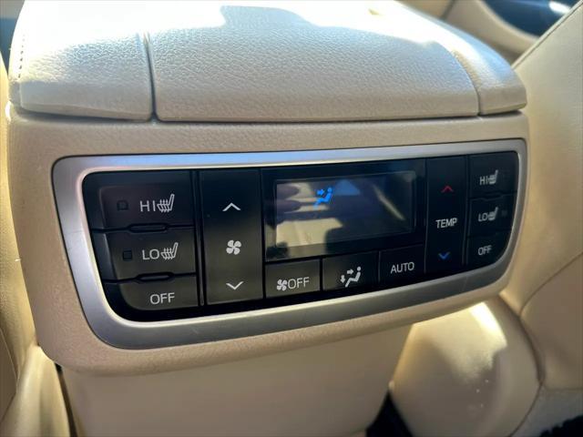 used 2016 Toyota Highlander Hybrid car, priced at $22,995