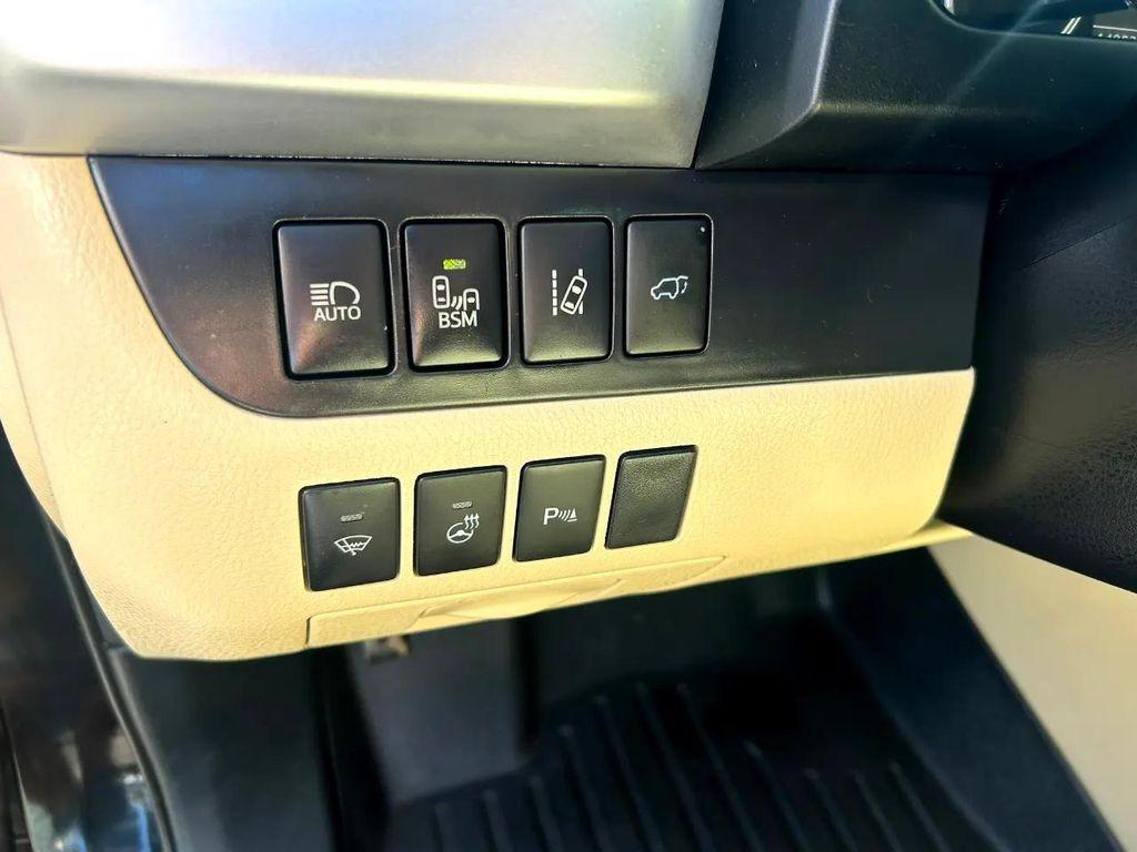 used 2016 Toyota Highlander Hybrid car, priced at $22,995