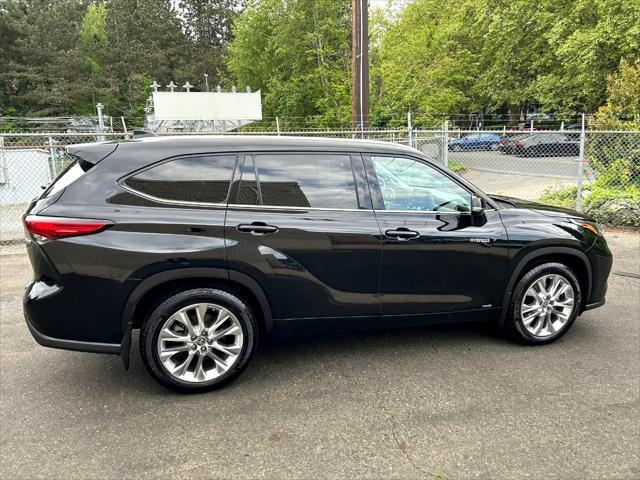used 2021 Toyota Highlander Hybrid car, priced at $38,950