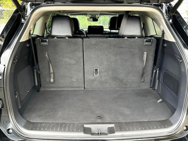 used 2021 Toyota Highlander Hybrid car, priced at $38,950