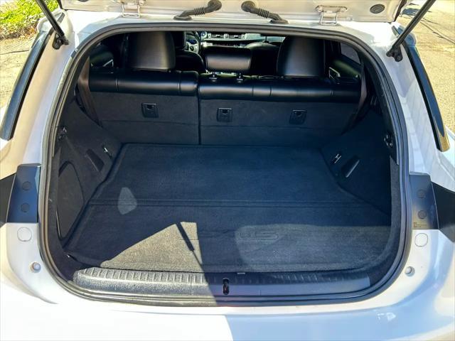 used 2015 Lexus CT 200h car, priced at $14,995