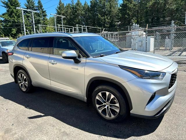 used 2021 Toyota Highlander Hybrid car, priced at $35,950