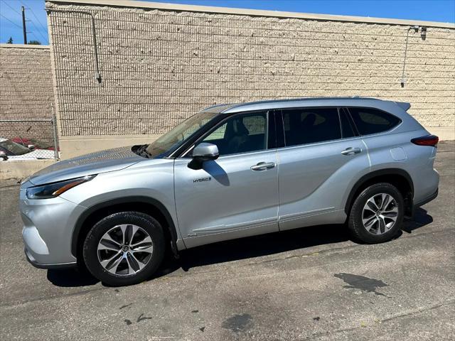 used 2021 Toyota Highlander Hybrid car, priced at $35,950