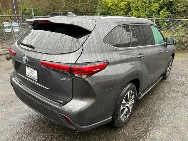 used 2020 Toyota Highlander Hybrid car, priced at $35,950