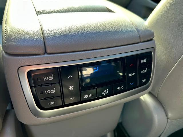 used 2016 Toyota Highlander Hybrid car, priced at $24,995