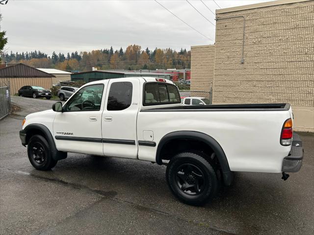 used 2001 Toyota Tundra car, priced at $14,995