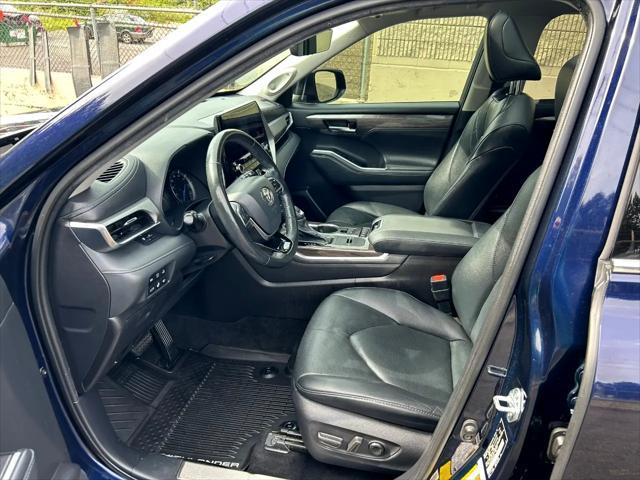 used 2021 Toyota Highlander Hybrid car, priced at $37,950