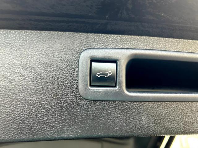 used 2021 Toyota Highlander Hybrid car, priced at $37,950