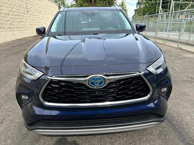 used 2021 Toyota Highlander Hybrid car, priced at $37,950