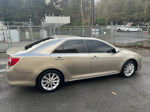 used 2014 Toyota Camry Hybrid car, priced at $14,995