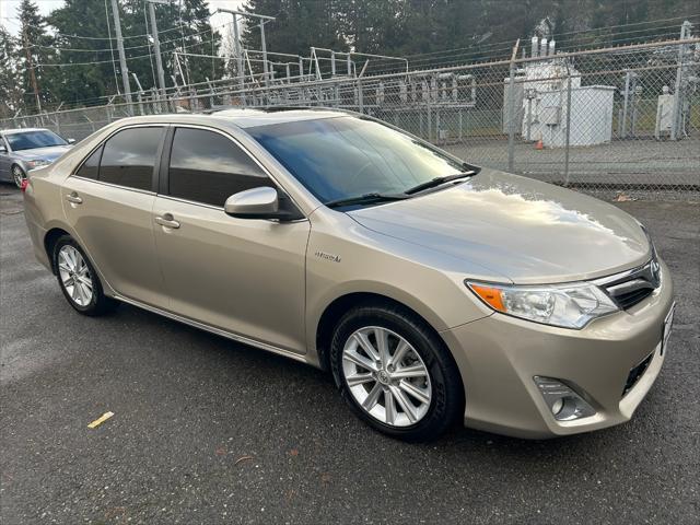 used 2014 Toyota Camry Hybrid car, priced at $14,995