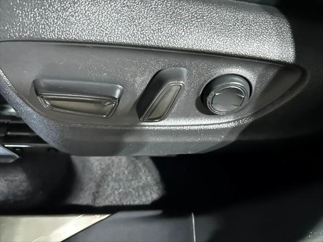 used 2021 Toyota Highlander Hybrid car, priced at $38,995