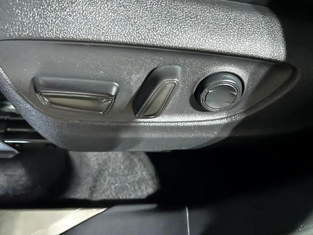 used 2021 Toyota Highlander Hybrid car, priced at $38,995