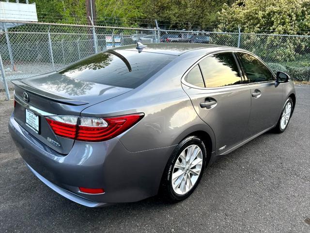 used 2013 Lexus ES 300h car, priced at $18,995